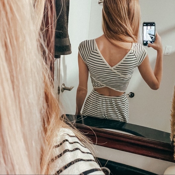 Striped, cross-back skater dress - Picture 2 of 5